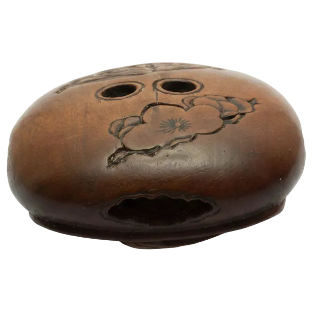 Item #16729: Zabuton Netsuke
