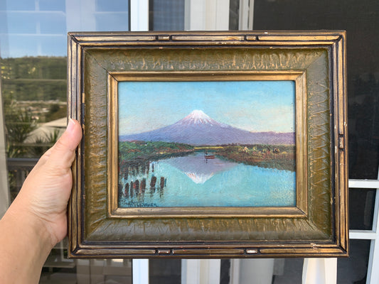 Miniature Mt Fuji & the Artist's Sketchbook