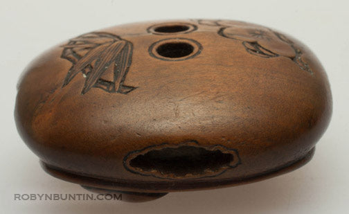 Item #16729: Zabuton Netsuke
