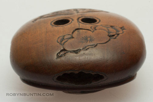 Item #16729: Zabuton Netsuke