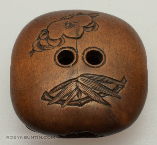Item #16729: Zabuton Netsuke