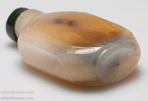 Item #19419: Jade Snuff Bottle