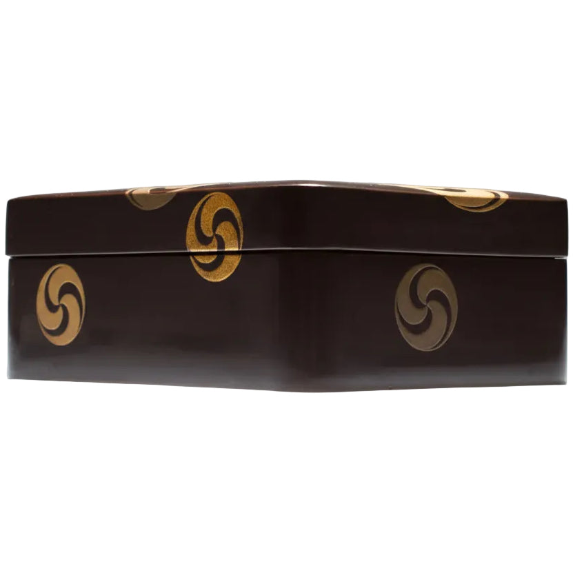 Item #18209: Lacquer Box with Crest