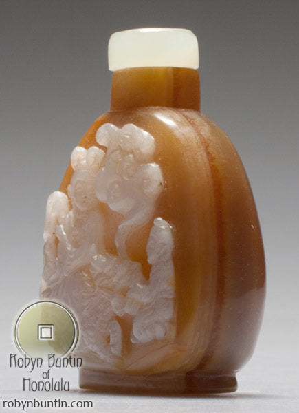 Item #17957: Suzhou Agate Snuff Bottle