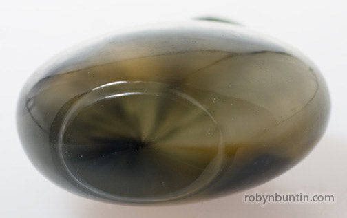 Item #15301: Agate Snuff Bottle