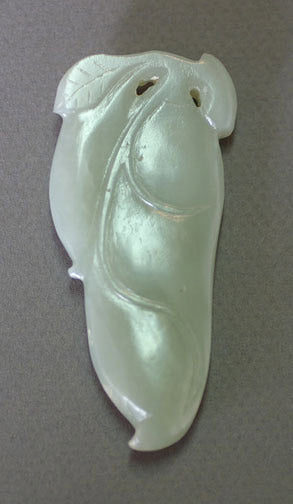 Item #4396: Jade Peapod