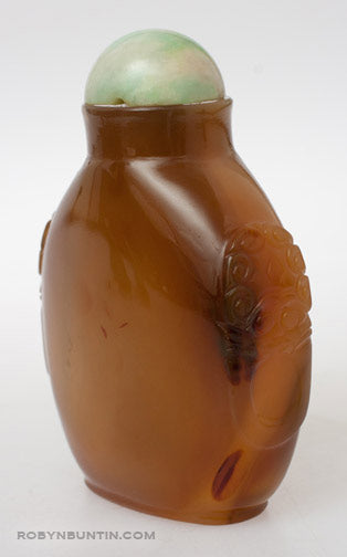 Item #16908: Agate Snuff Bottle