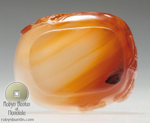 Item #17959: Suzhou Agate Snuff Bottle