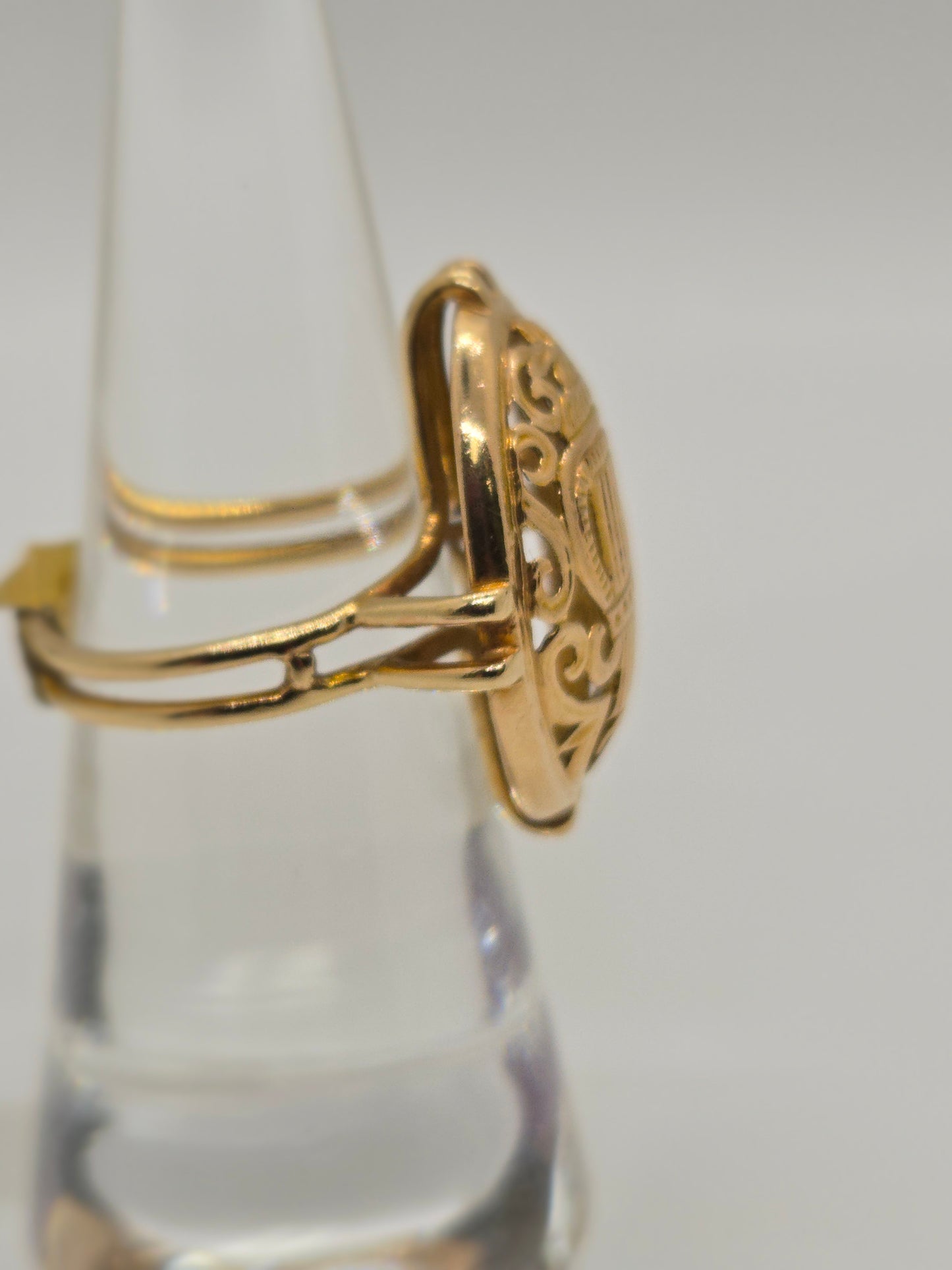 Vintage Ming's Jewelry 14K Gold Lyre Filigree Ring